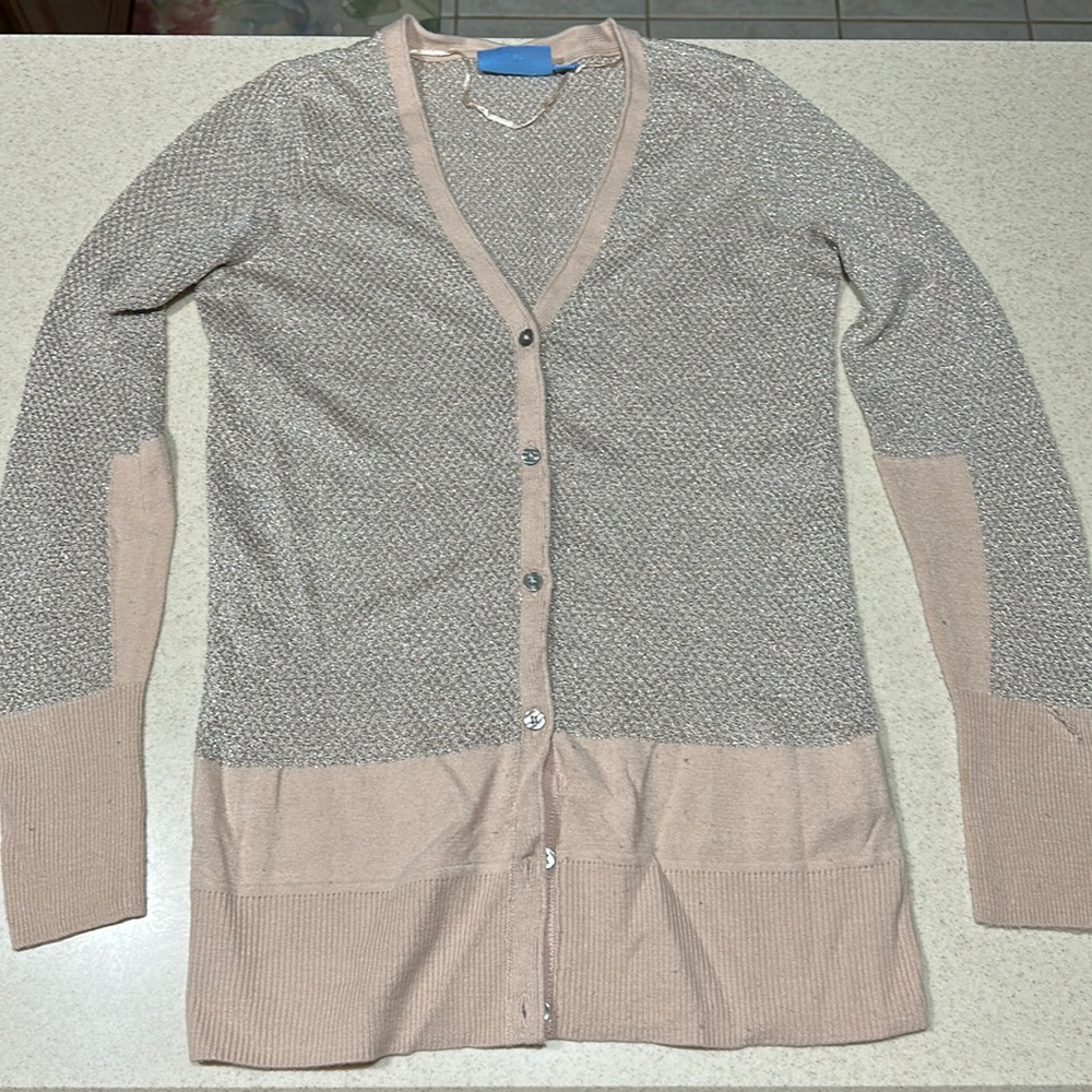 Simply Vera by Vera Wang button up blouse